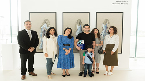 الفنان إبراهيم خليفة  يفوز بجائزة الجمهور في معرض البحرين السنوي للفنون التشكيلية 46
