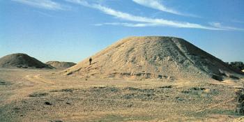 A’ali Royal Mounds and the traditional craft of pottery