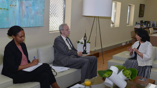 H.E Shaikha Mai receives American Ambassador, Common historical deep relations highlighted

