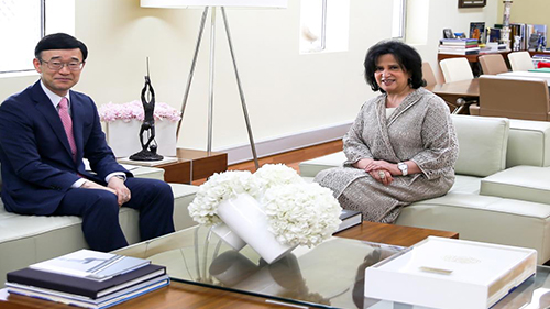 H.E Shaikha Mai Receives  The Japanese Ambassador