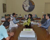 H.E Shaikha Mai receives pottery craftsmen delegation, H.E: “The pottery industry is part of Bahraini heritage.”
