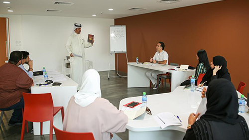 Music Poetry Session Kicks off at Al Khalifiya Library 