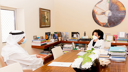 H.E Shaikha Mai Receives Chief Executive Officer of the National Communication Centre
