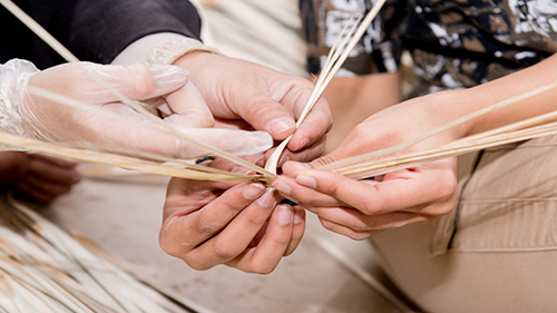 Al-Jasra Handicrafts Center Announces the Start of Creative and Traditional Handicrafts Workshops Program: Open Registration for 10 crafts